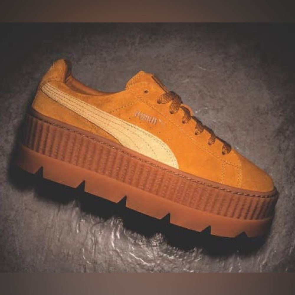 NEVER WORN FENTY CREEPER. New with box. No Fenty velvet bag. Negotiable price